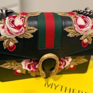 Brand New Gucci Web Dionysus bag Floral Embroidered Black Leather bag - Medium